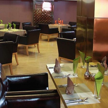 אולן בטור The Corporate Hotel And Convention Centre מראה חיצוני תמונה