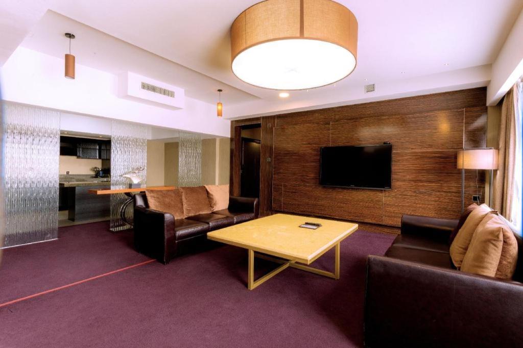 אולן בטור The Corporate Hotel And Convention Centre מראה חיצוני תמונה